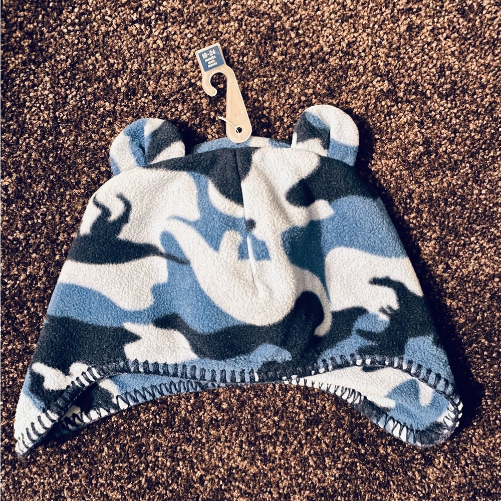 “Old Navy” Blue Camouflage Baby Toque with Bear Ears / New (never worn) - $3/$15